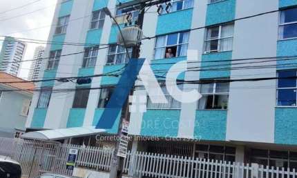 Aluguel apartamento na GRAÇA 2/4 + Dependencia com 80m²