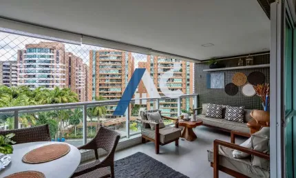 Apartamento Alto Padrão com 3 suítes, sendo a Master com closet, 141 M² em Alphaville 1