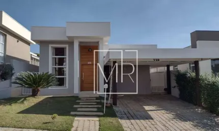 Casa térrea com 3 dormitórios sendo 1 suíte com 145m² no Condomínio no Terras de Atibaia 1 em Atibaia/SP.