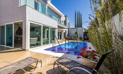 Casa com 4 dormitórios à venda, 328 m² por R$ 2.650.000,00 - Figueira Garden - Atibaia/SP
