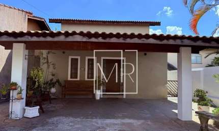 Casa com 3 dormitórios à venda, 236 m² por R$ 980.000,00 - Jardim dos Pinheiros - Atibaia/SP