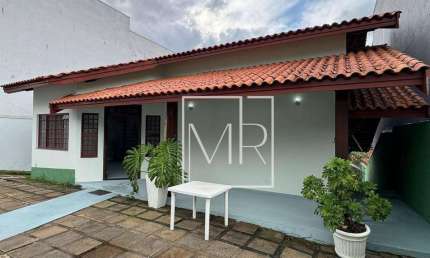Casa com 7 dormitórios, 200 m² - venda por R$ 1.670.000,00 ou aluguel por R$ 6.981,33/mês - Centro - Atibaia/SP