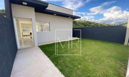 Casa com 2 dormitórios, sendo 01 suíte  à venda, 67 m², 02 vagas de garagem