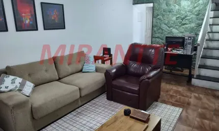 Casa com 3 quartos à venda na Rua Camatei, Vila Nivi, São Paulo