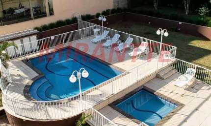 Apartamento de 80m² com 3 quartos em Santa Teresinha
