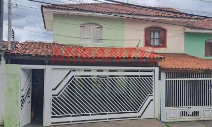 Sobrado de 108m² com 2 quartos em Vila Aurora (Zona Norte)