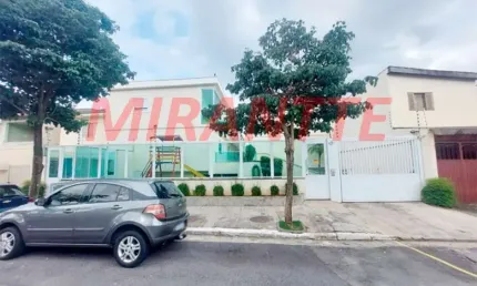 Cond. fechado de 120m² com 3 quartos em vila maria alta