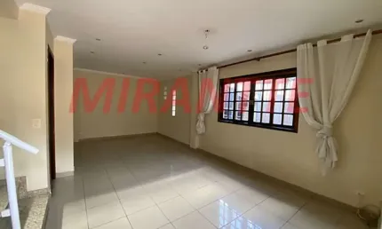 Sobrado de 265m² com 3 quartos em Jardim Virginia Bianca