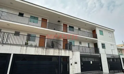 Cond. fechado de 44m² com 2 quartos em Vila Santa Terezinha (Zona Norte)