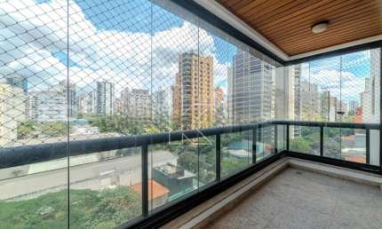 Apartamento com 3 quartos à venda na Rua Tuim, 230, Vila Uberabinha, São Paulo por R$ 2.700.000