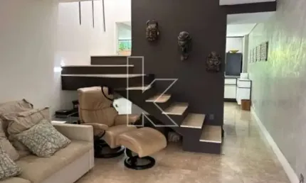 Casa com 2 quartos à venda na Padre Manuel de Chaves, 48, Jardim Europa, São Paulo por R$ 2.100.000