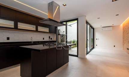Casa com 3 quartos à venda na Arnaldo Couto de Magalhães, 43, Vila Nova Conceição, São Paulo por R$ 3.000.000