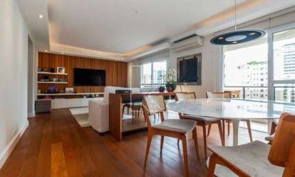 Apartamento com 3 quartos à venda na Jaques Felix, 586, Vila Nova Conceição, São Paulo por R$ 4.500.000