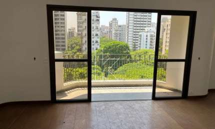 Apartamento com 3 quartos para alugar na Rua Jacques Félix, 482, Vila Nova Conceição, São Paulo por R$ 10.000