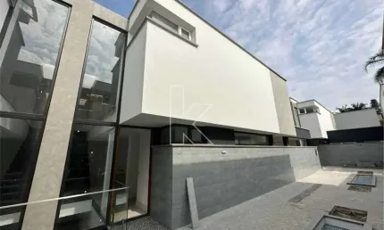Casa em condomínio fechado com 4 quartos à venda na Rua Cristóvão Pereira, 529, Brooklin, São Paulo por R$ 4.600.000