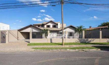 Casa com 4 dormitórios à venda, 300 m² por R$ 1.680.000,00 - São Braz - Curitiba/PR