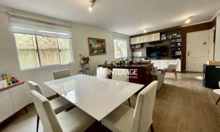 Sobrado com 3 dormitórios à venda, 188 m² por R$ 750.000,00 - São Braz - Curitiba/PR