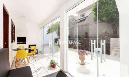 Casa com 3 Quartos para alugar, 175 m² por R$ 7.209/mês - Hauer - Curitiba/PR