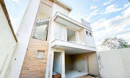 Sobrado com 3 quartos à venda, 149 m² por R$ 950.000 - Capão Raso - Curitiba/PR