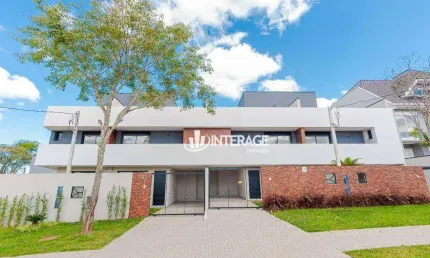 Sobrado com 3 Quartos à venda, 147 m² por R$ 998.000 - Santa Felicidade - Curitiba/PR