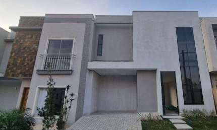 Sobrado com 3 Quartos à venda, 120 m² por R$ 690.000 - Campo de Santana - Curitiba/PR