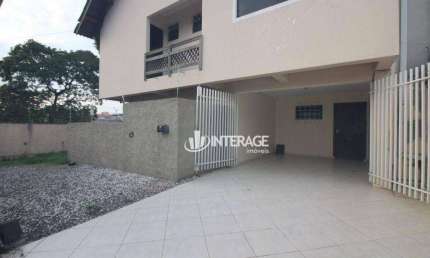 Sobrado com 4 Quartos para alugar, 330 m² por R$ 4.645/mês - Fazendinha - Curitiba/PR