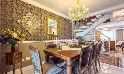 Sobrado com 5 Quartos à venda, 250 m² por R$ 1.610.000 - Santa Felicidade - Curitiba/PR
