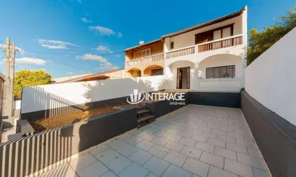 Sobrado com 3 Quartos para alugar, 180 m² por R$ 3.500/mês - São Braz - Curitiba/PR