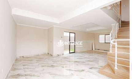 Sobrado com 3 Quartos à venda, 109 m² por R$ 680.000 - Uberaba - Curitiba/PR