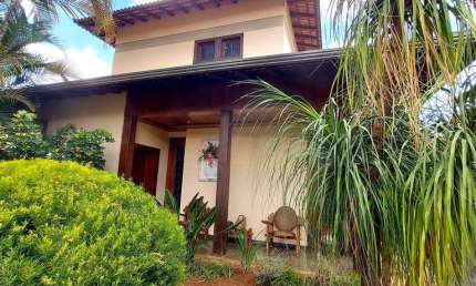 Casa a venda 642m2 no Bandeirantes 1, lote 1303m2. Pampulha #UFMG