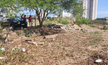 Terreno à venda na Rua Pedro Izidro de Medeiros, Ponta Negra, Natal