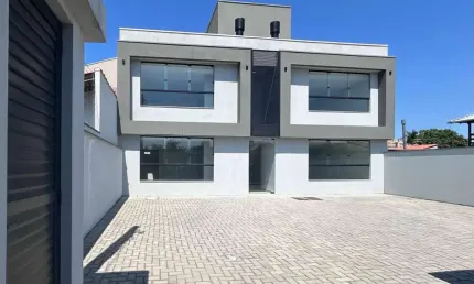 Apartamentos em um residencial exclusivo aprox. 700m da praia, com 71m² e 2 dorm. sendo 01 suíte no centro da cidade de penha-sc. ref. 315