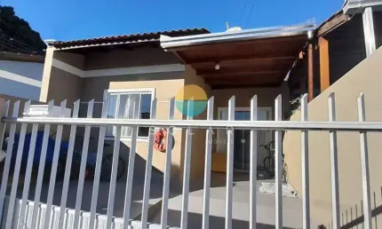 Casa para vender com 2 quartos no bairro nossa senhora de fátima em penha/sc. ref. 422