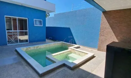 Casa térrea com piscina e 3 suítes no Jardim Morumby em Taubaté SP