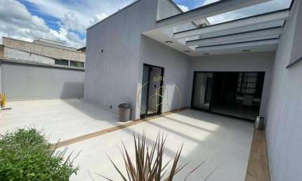 Casa térrea com 3 suítes no Condomínio Jardim Oasis em Taubaté SP