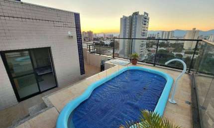 Cobertura com piscina no Edifício Katia Priscilla em Taubaté SP