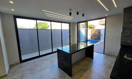 Oportunidade - Casa térrea com piscina e ótimo acabamento no Cobdominio Ouroville em Taubaté SP
