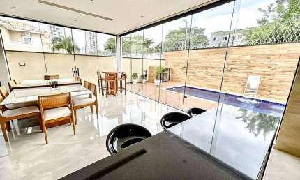 Oportunidade Sobrado, alto padrão, com 474m² de área privativa no Taubaté Village