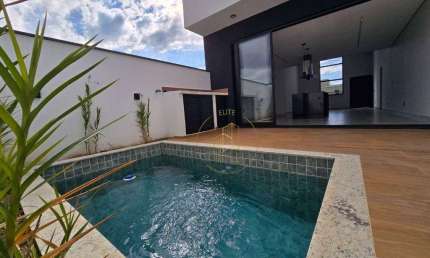 Oportunidade - Casa térrea com piscina no Condomínio Pérola do Vale em Tremembé SP
