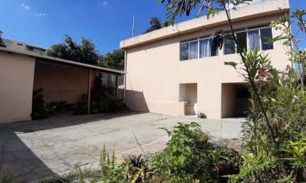 Casa com 3 quartos à venda no Industrial, Contagem 