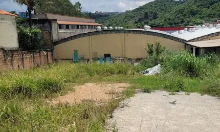Terreno à venda no Centro, Ibirité 