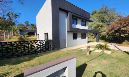 Casa em condomínio fechado com 4 quartos à venda em Quintas da Jangada, Ibirité 