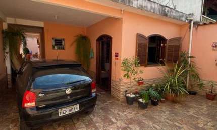 Casa com 2 quartos à venda na Castanheira (Barreiro), Belo Horizonte 