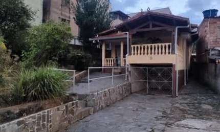Casa com 4 quartos à venda no Brasil Industrial (Barreiro), Belo Horizonte 