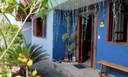 Casa com 3 quartos à venda no Monte Castelo, Contagem 