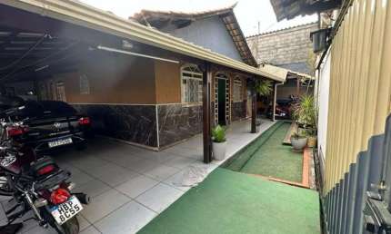 Casa com 3 quartos à venda em Santa Rita, Sarzedo 