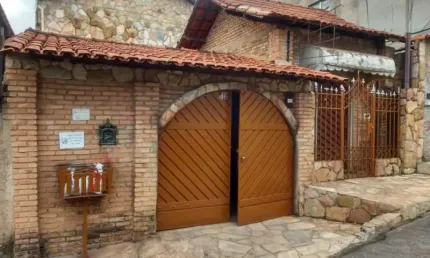 Casa com 3 quartos à venda no Conjunto Habitacional Vale do Jatobá (Barreiro), Belo Horizonte 