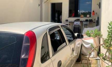 Casa com 2 quartos à venda no Camargos, Ibirité 