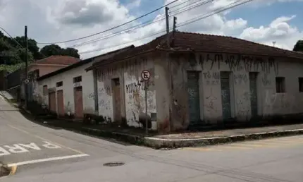 Terreno à venda no Centro, Ibirité 
