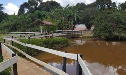 Chácara / sítio com 5 quartos à venda na Califórnia, Betim 